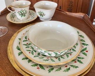 Gorgeous Lenox Holiday China Set with Serving Pieces