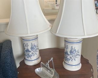 Ceramic Table Lamps on Victorian Table