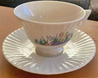 Lennox Rutledge 8Piece set cups and saucers