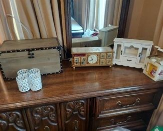 jewelry boxes mug and small chest