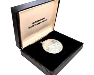 National Bicentennial Medal 1776 to 1976 with Box