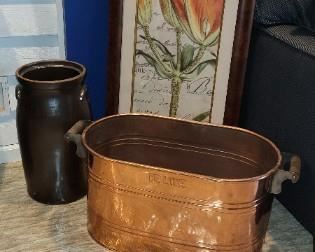 Copper two-handled pot