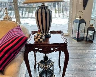 WOOD END TABLE, STRIPED LAMP