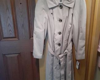 Ladies London Fog trench coat. NEW! Still has the tags. Size 24W