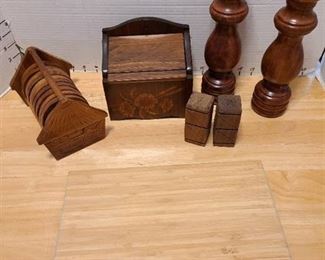 Wooden Wusthof cheese board, s & p shakers, pepper mill, recipe box, coasters in hut caddy