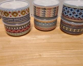 Six patterned stoneware bowls with ventable plastic lids