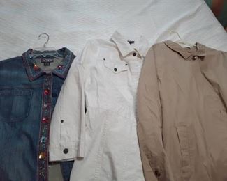 Ladies light jackets. 3XL, 24 and 26W