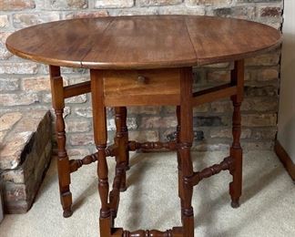 Antique Dropleaf Double Swing Leg Table