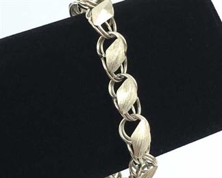 925 Silver Interesting Design Bracelet