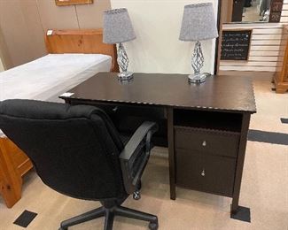 Desk and desk chair.  The lamps are touch control!