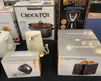 Many new small kitchen appliances