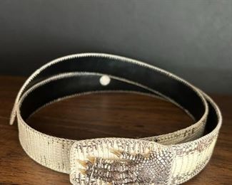 Unusual vintage light brown alligator belt