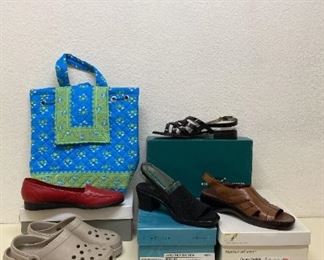 Shoes Size 7 12  8 With Cloth Backpack Handbag