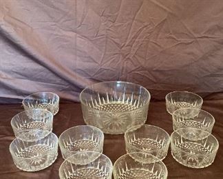 Vtg Arcoroc Crystal Glass Salad Bowl With 10 Smaller Bowls