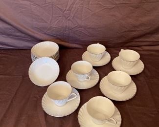Vtg Puritan Tea Saucers With Finger Bowls
