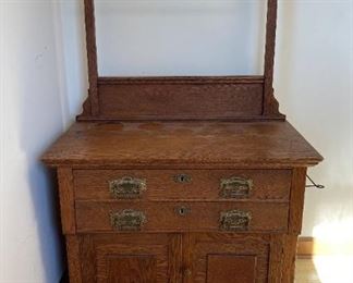 VTG Wash Cabinet With Towel Rack