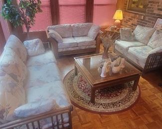 Nice sunroom furniture set