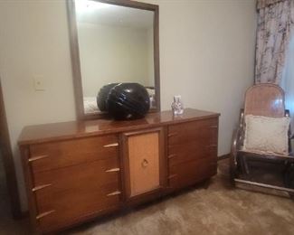 Mid-century mirrored dresser 
