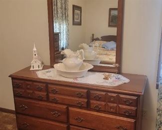 Maple mirrored dresser 