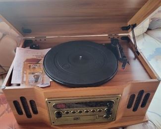 Reproduction turn table 
