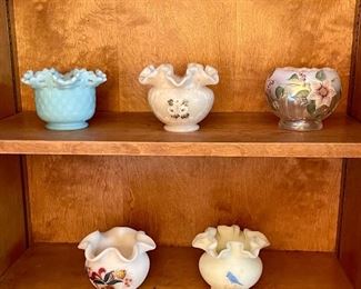 Vintage Ruffle Handpainted Signed Fenton 