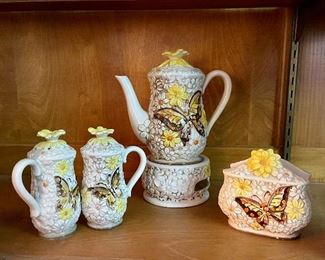 Vintage Butterfly Teapot, Napkin Holder and Salt/Pepper Shaker