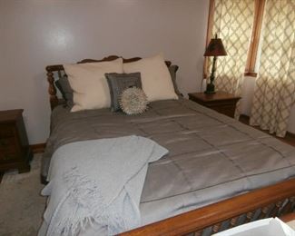 Mid Century Queen Size Bed Suite