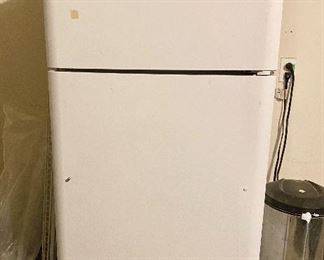 Frigidaire Garage Refrigerator