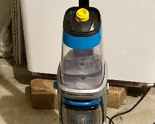 Bissell Deluxe Pro Revolution Pet Carpet Cleaner