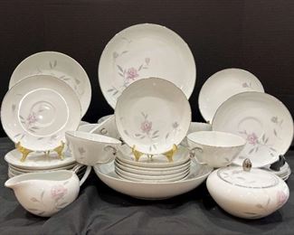 "Woodside Plantation-Winged Elm" in Aiken, SC Starts Closing Wed 2/1 at 8pm. Pickup: Fri 2/3 2-6pm. Please click here to see more photos, descriptions, and current bids: https://ctbids.com/estate-sale/19787