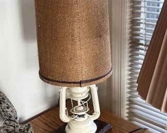 Coleman lantern fashioned lamp