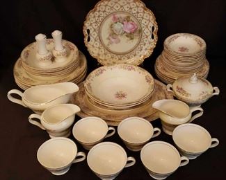 "Historic Monte Sano Ave" in Augusta, GA Starts Closing Thu 2/2 at 8pm. Pickup on Sat 2/4 11am-2pm. Please click here to see more photos, descriptions, and current bids: https://ctbids.com/estate-sale/19880