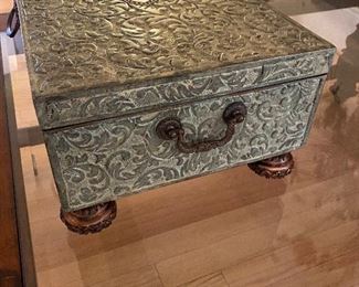 Velvet lined box - measures 18.5" wide x 11" deep x 7.25" tall Asking $40. 