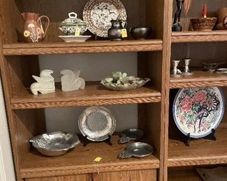 Bookcase with decorative items