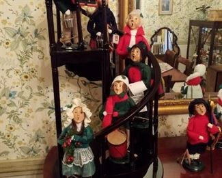 Byer`s Choice Carolers and Spiral Staircase