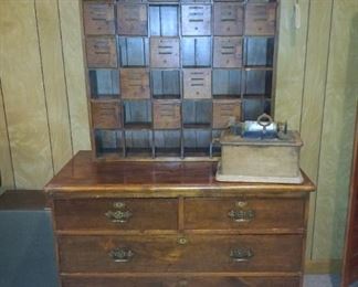 Ribbon / Lace Cabinet by Lehnbeuter-Deichman