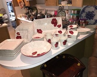 Laurie Gates Dishes in Dehlia Pattern