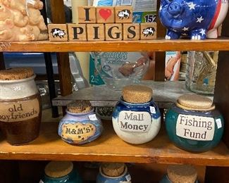 Motto pottery jars 