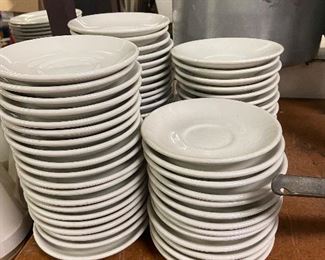 Church kitchen clean out
White restaurant ware dishes