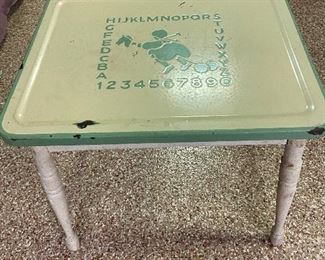 Vintage enamel and wood child’ s 
Table