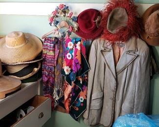 Vintage Ladies' Hats & Coat