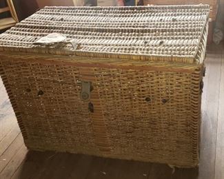 Large Antique Wicker Basket (big enough for a body!)