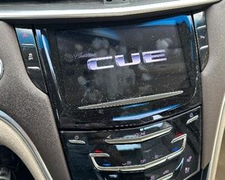 2013 Cadillac XTS 30,000 miles, clean title