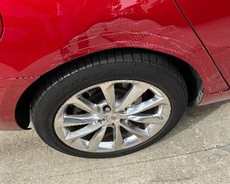 2013 Cadillac XTS 30,000 miles, clean title