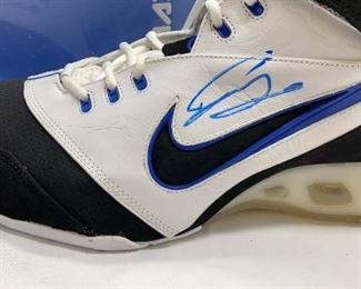 Nike Shoe with unverified signature