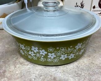 Large Pyrex Spring Blossom Crazy Daisy