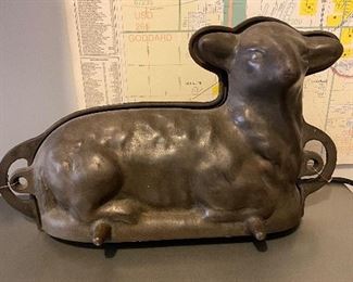 Cast iron sheep mold