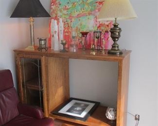 ENTRERTAINMENT CENTER AND LAMPS