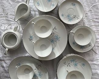 Super Diamond porcelain China (46pc)