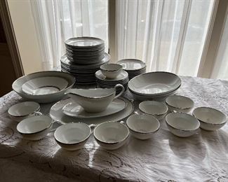 Fukagawa Handpainted porcelain China (52pc)